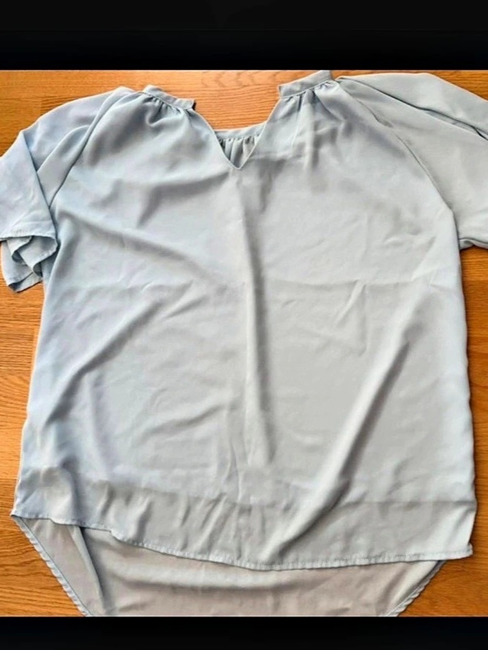 Short Sleeve Blouse in Blue Size Large Like New